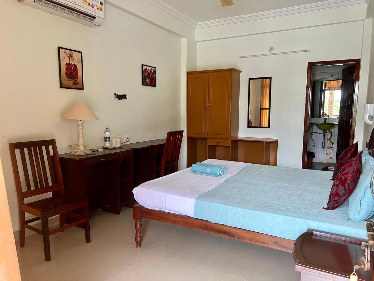 Palm Tree Hotel Kovalam Exterior photo